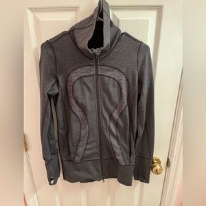 Lululemon grey heathered in stride jacket, size 4